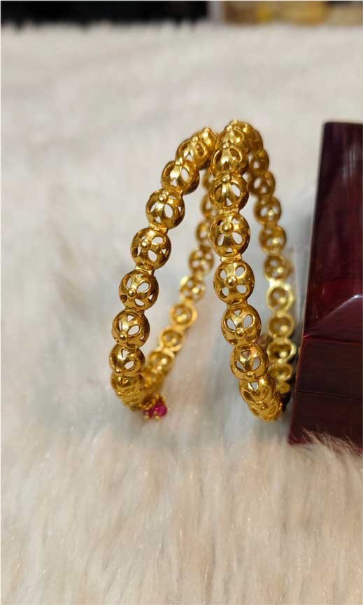 Rajwadi Microplish Bangles - Image 2