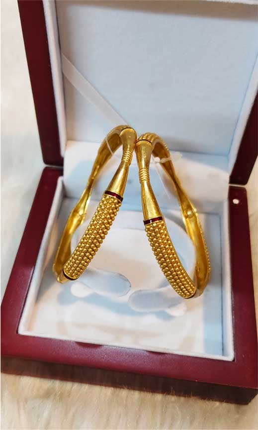 Rajwadi Microplish Bangles - Image 4