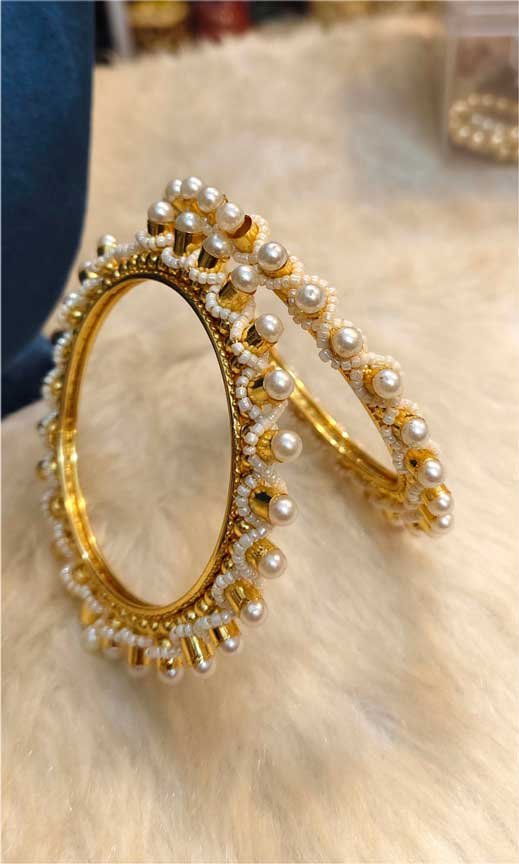 Traditional Pearls Studded Bangles - Image 2
