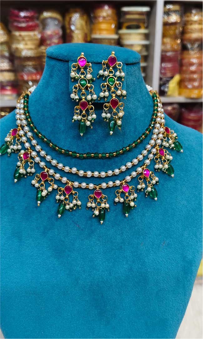 Pachhi Kundan Necklace with Rakhdi