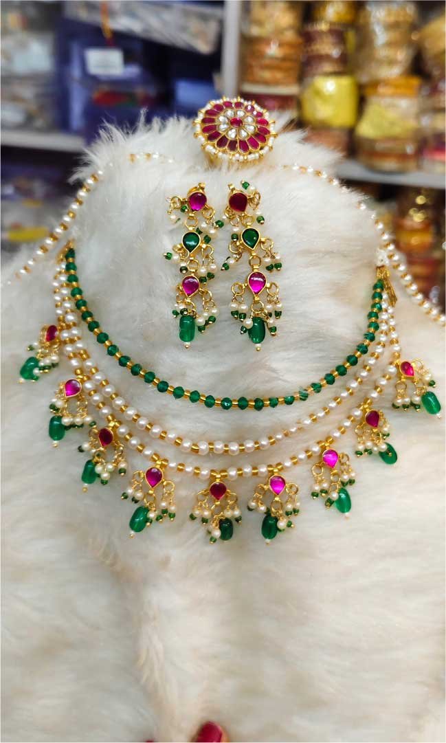 Pachhi Kundan Necklace with Rakhdi - Image 3