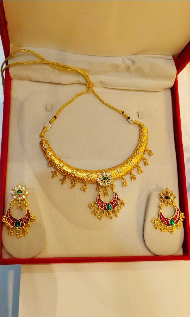 Rajputi Hasli Necklace