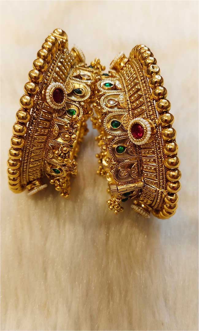 Traditional Rajwadi Goldlook Foldable Bangles - Image 3